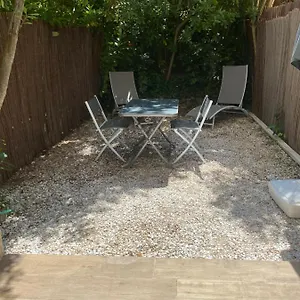  Appartement Little Garden